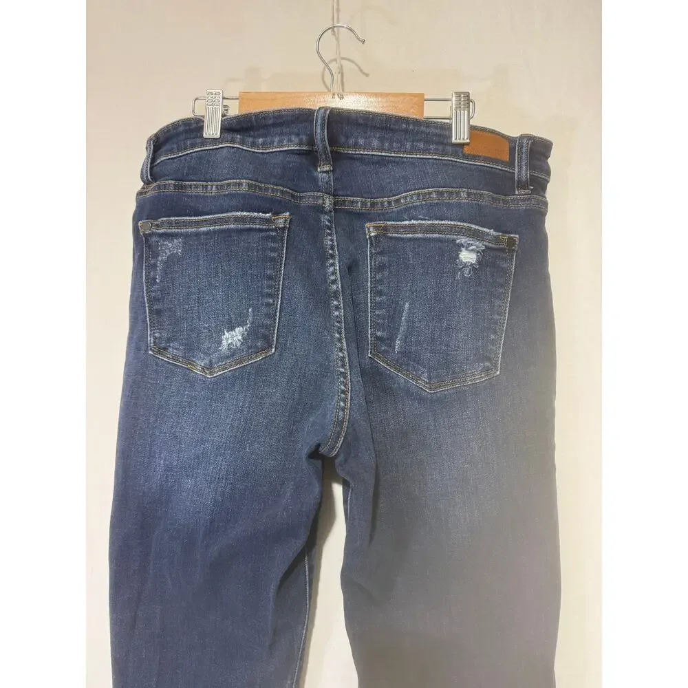 Judy Blue Women's Slim Fit Straight Leg Jeans Darker Wash Size 15/32